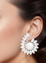 Load image into Gallery viewer, Clip On Medium Silver Hook Pearl Earrings
