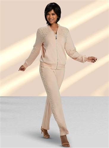 Donna Vinci SPORT - Pearls 'N' Things describe this attractive two-piece.  The jacket has an easy-to-manage zipper in the front, and the pants are fit to wear with ease.  'CLASS' is the word for the season when you step out in this comfortable outfit.