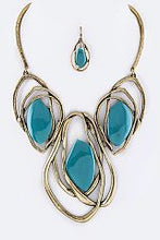 Load image into Gallery viewer, Resin Stone &amp; Metal Hoops Statement Collar Necklace Set
